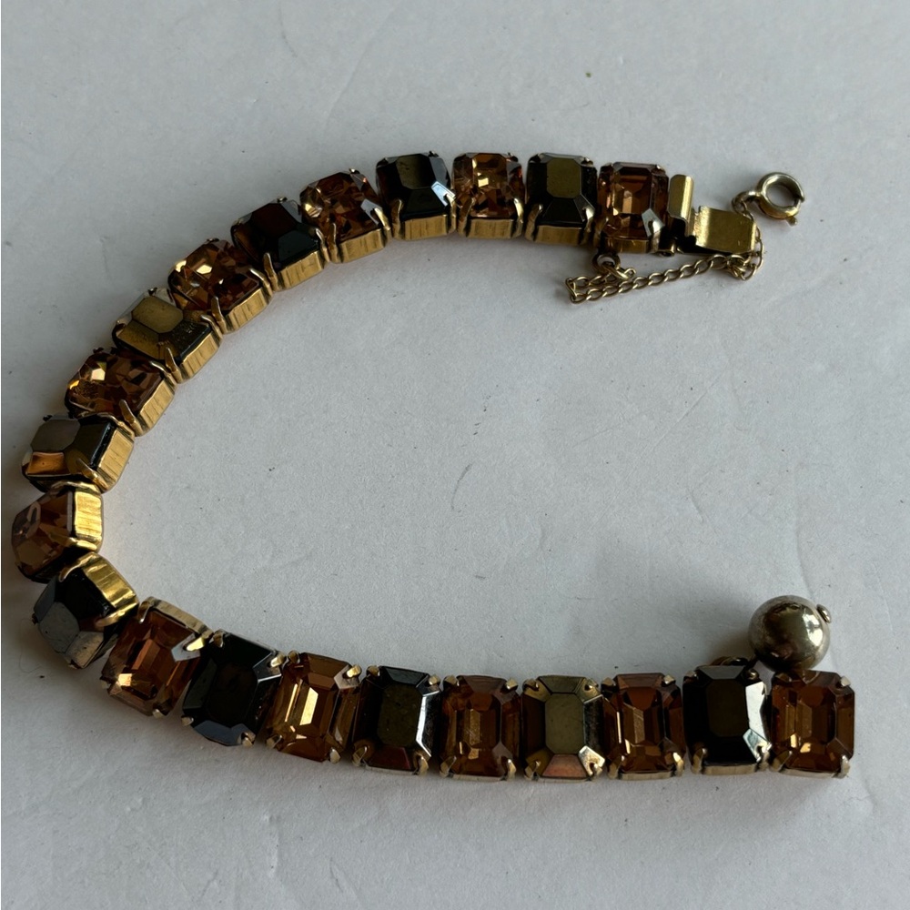 Copper color tennis bracelet/ large rhinestones / measures 7 in length/ … - Picture 2 of 6